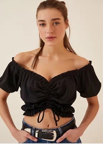 Siyah crop bluz