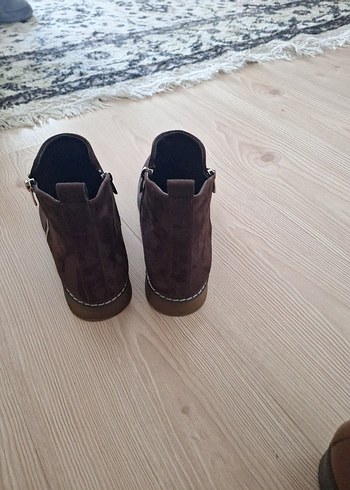 Kahverengi Süet Kadın bot - Görsel 4