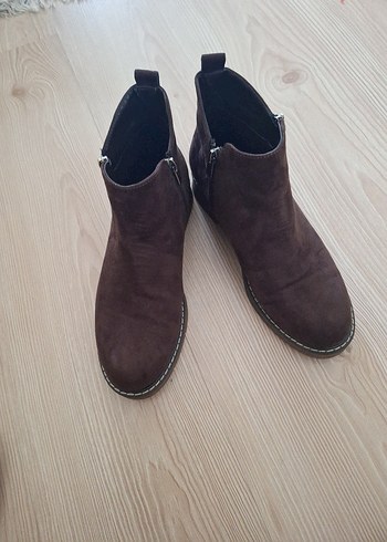 Ayakkabı dünyası 40