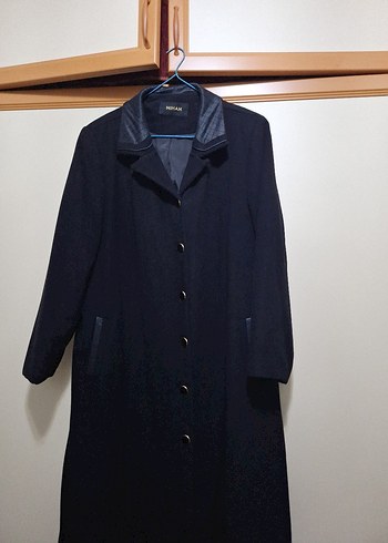 Siyah Kadın Uzun Düğmeli Kaban - Görsel 2