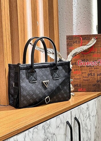 GUESS ÇANTA 