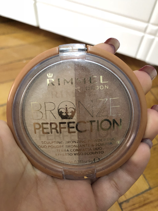 Diğer Rimmel bronzer ve highlighter