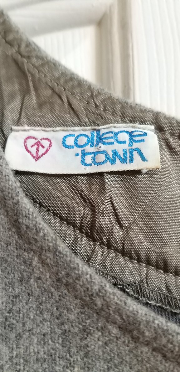 Yunlu cepli elbise - Görsel 3