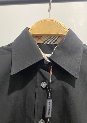 BURBERRY marka Ürün
Etiketli  kartlı  yeni sezon - Görsel 8