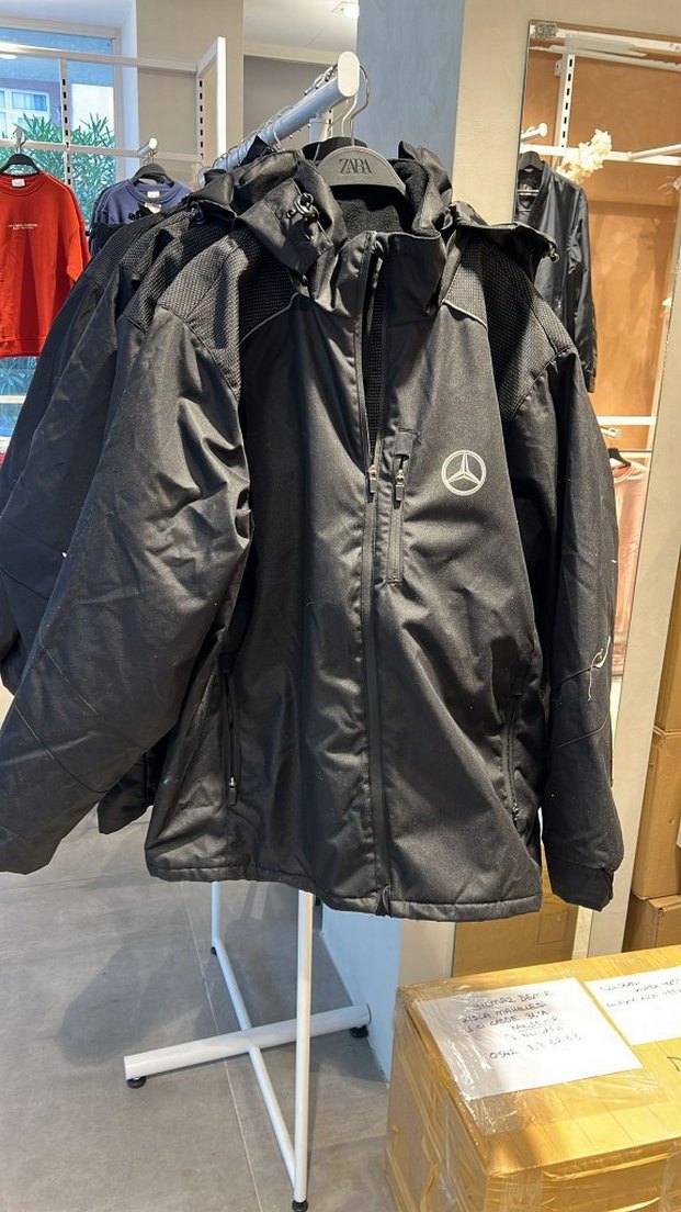 MERCEDES marka Orjinal Ürün
Etiketli  softshell kumaş, - Görsel 5
