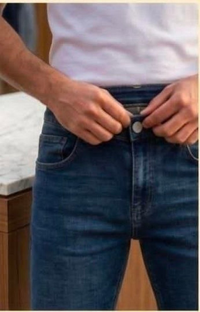 BEYMEN Marka Ürün
Etiketli, Kartlı 
%100 Pamuklu Denim — görsel 3/12