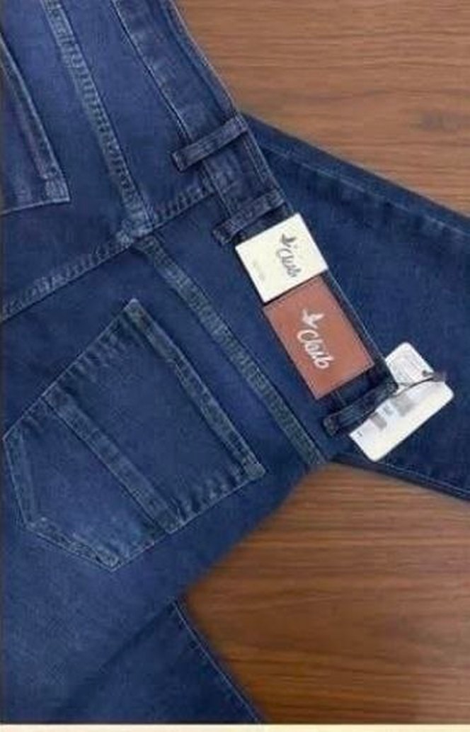 BEYMEN Marka Ürün
Etiketli, Kartlı 
%100 Pamuklu Denim — görsel 5/12