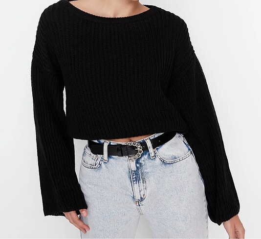 Siyah Crop Kazak