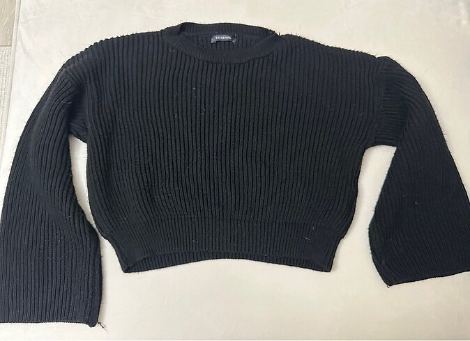 m Beden Siyah Crop Kazak