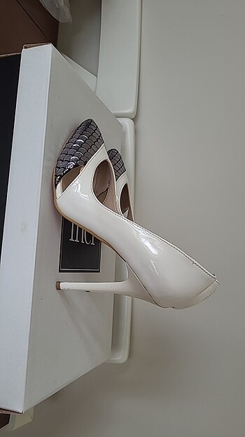 Beyaz gümüş stiletto - Görsel 5