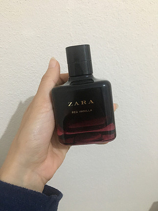 Zara red vanilla