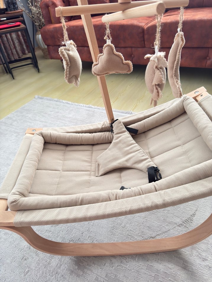 Camel Renkli Ahşap Bebek Oyun Askısı - Görsel 3