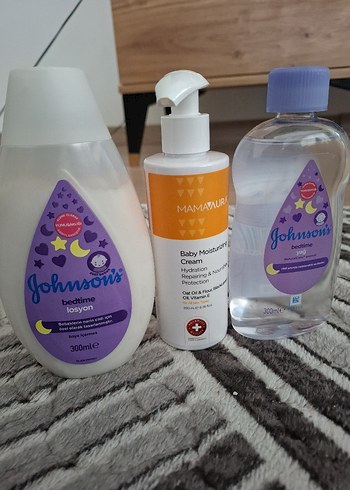Johnson's Bebek Losyonu ve Mamaaura Nemlendirici Krem - Görsel 9