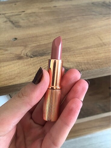 Charlotte Tilbury Pillow Talk Ruj
