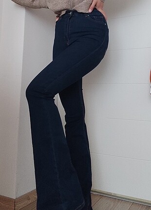 Lacivert Flare Jeans
