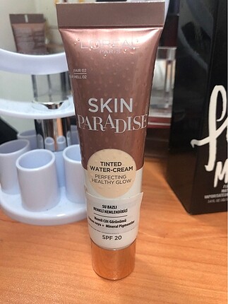 Loeal paris skin paradise