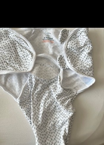 4 adet hazır cırtlı kundak,2 tanesinin altı fermuarlı - Görsel 2