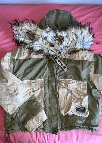 BERSHKA CRAZYNESS Kadın Kürklü Kışlık Mont