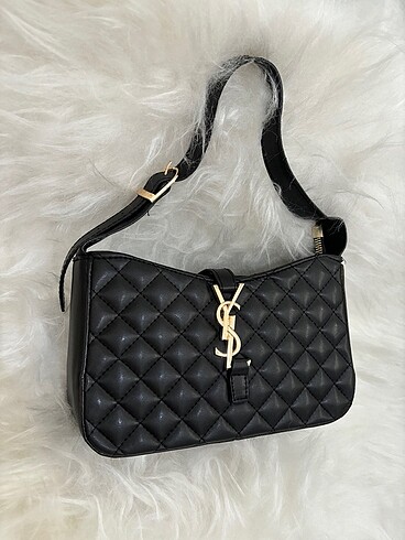 Yves Saint Laurent (indirimde son adet)