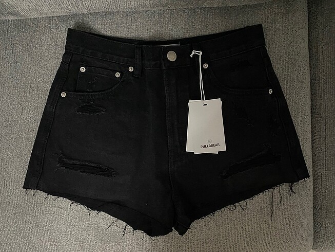 m Beden pull bear siyah mom distressed şort