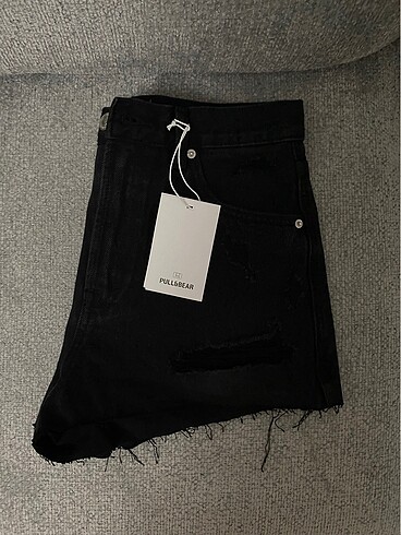 Pull and Bear pull bear siyah mom distressed şort
