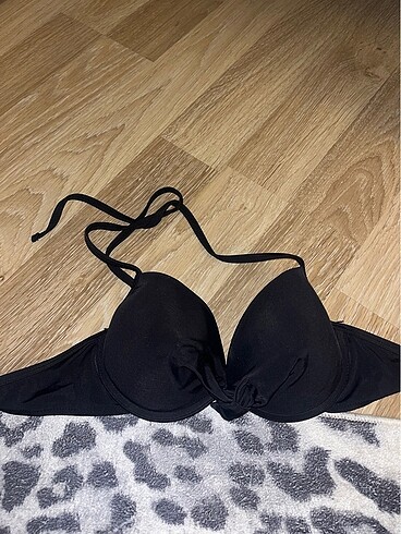 bikini üstü