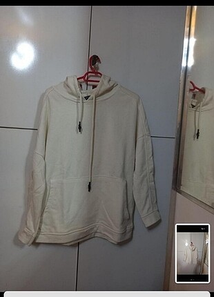 Krem sweatshirt 