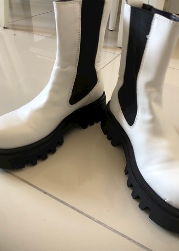 Beyaz Platform Topuklu Kadın Bot - Görsel 2