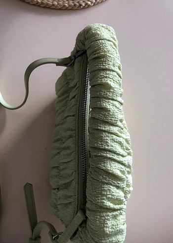 Yeşil Kadın Fermuarlı Günlük Çanta - Görsel 3