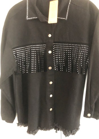 Düğmeli Siyah Nakışlı Denim Ceket - Görsel 2