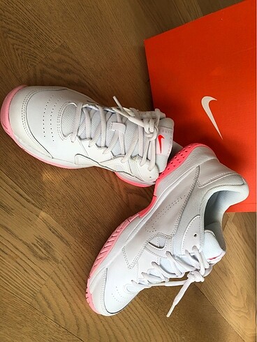 Nike Spor Ayakkabı