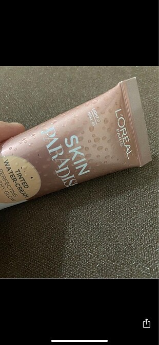 Loreal Paris Yanlış ton aldığım için satıyorum .