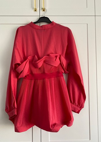 pembe tunik