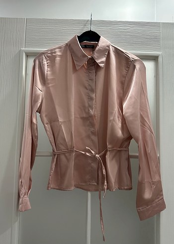 Pembe Saten Düğmeli Uzun Kollu Kadın Gömlek