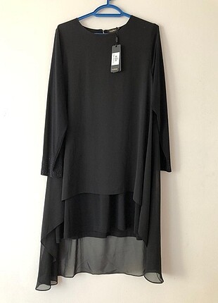 Yeni ve Etiketli Ayrobin kumaş Takım(Pantalon-Tunik)