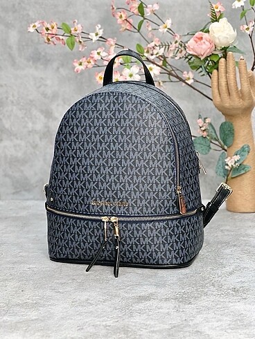 RHEA MEDİUM BACKPACK 