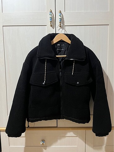 Zara mont