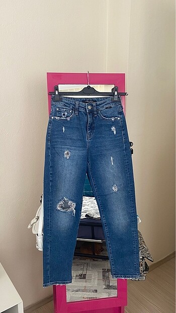 mavi mom jean