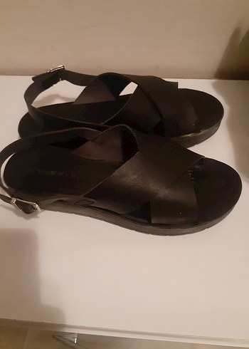 LCW ikiiki ortapetik sandalet