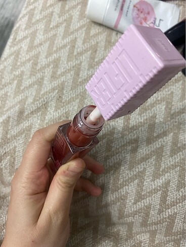  Beden bordo Renk Maybelline lifter plump