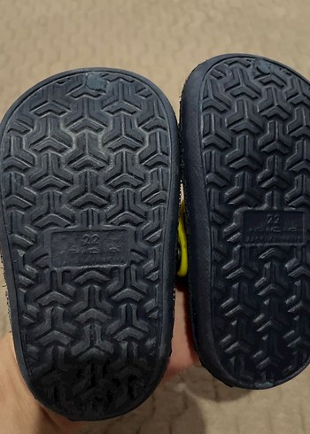 Sarı Tokalı Crocs Erkek Çocuk Terliği - Görsel 2