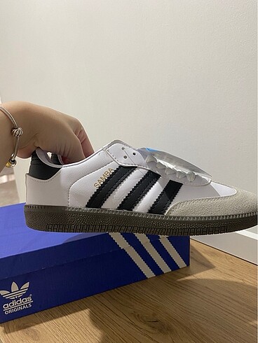 38 Beden beyaz Renk Adidas samba