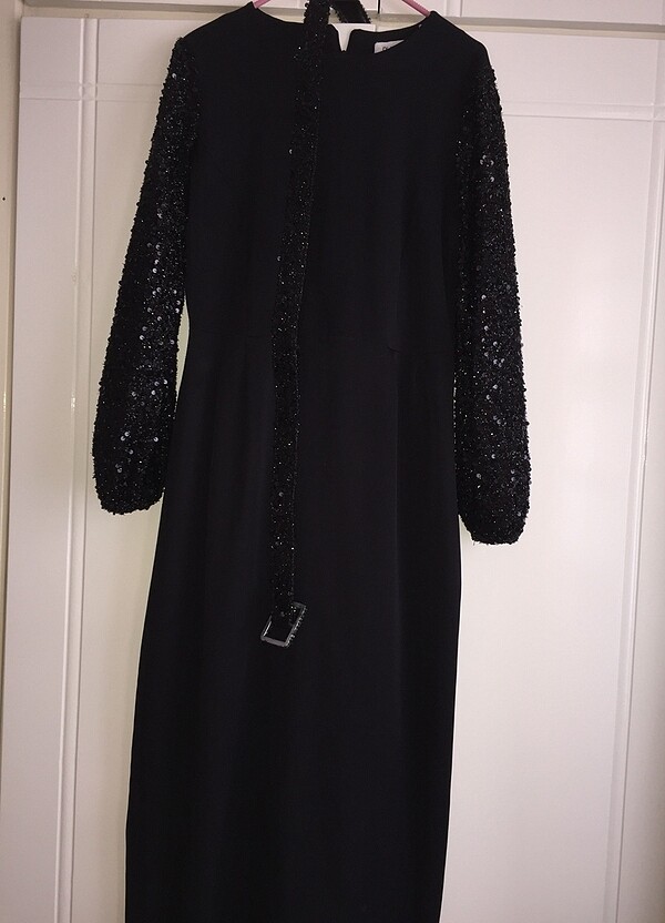 Pullu kemerli elbise - Görsel 5