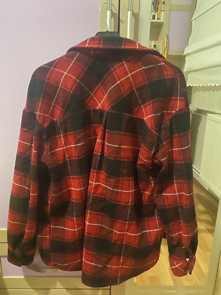 Kırmızı oduncu gömleği - Görsel 2