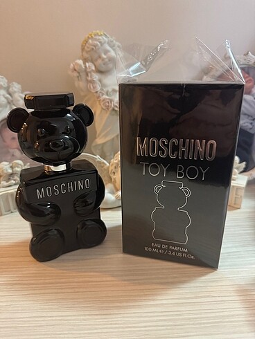 Moschino Toy Boy