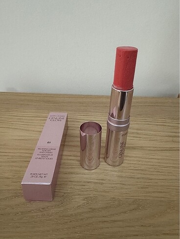 Beden pembe Renk Hem allık hem ruj Estee Lauder