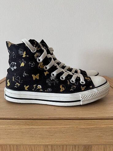 36 Beden siyah Renk Limited edition iConverse