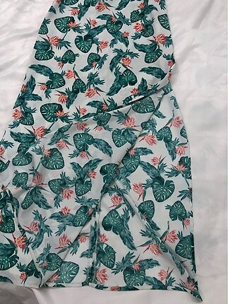 s Beden Bershka Yırtmaçlı Elbise