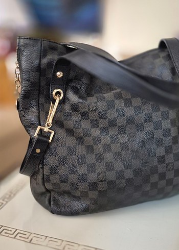 Louis Vuitton çanta