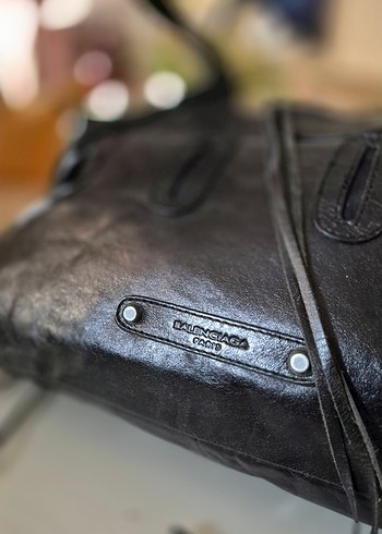 Balenciaga çanta